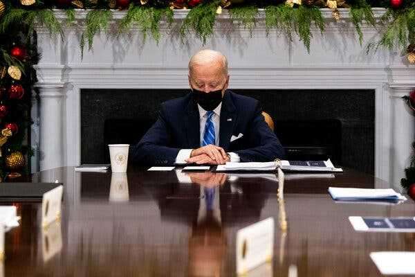 Biden Concedes Social Policy Bill Is Stalled as Immigration Plan Falters | INFBusiness.com