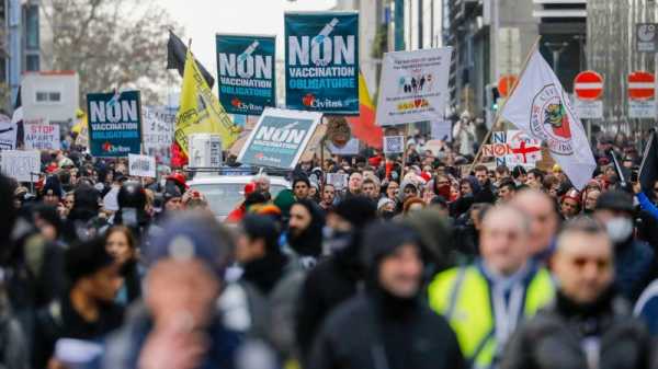 Thousands protest COVID-19 rules in Belgium | INFBusiness.com