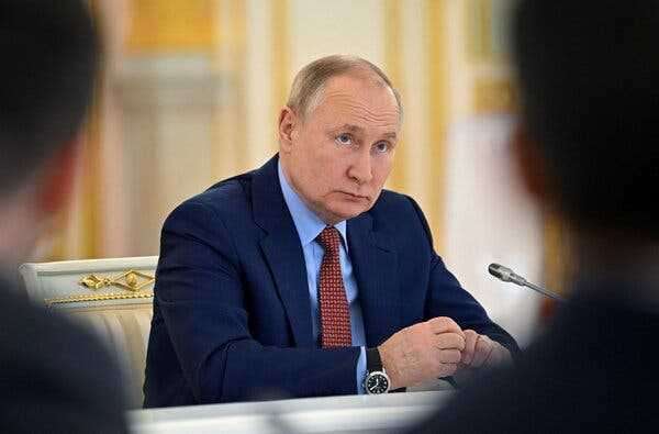 Putin's Motives Pose a Challenge for U.S. Intelligence Agencies | INFBusiness.com