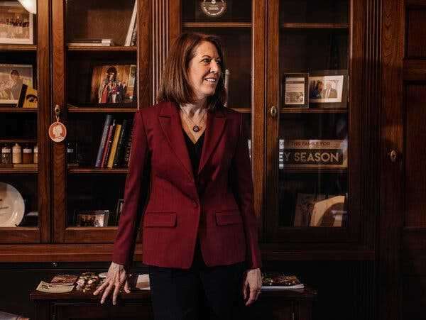 How Cindy Axne, One of the Most At-Risk Democrats in Congress, Hangs On | INFBusiness.com