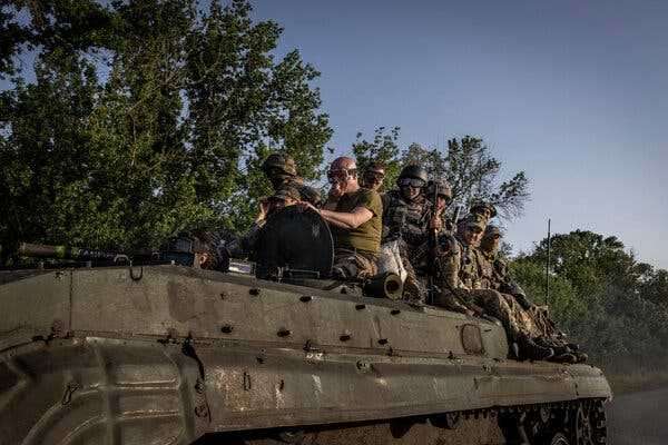 U.S. Officials Predict Path of War in Ukraine | INFBusiness.com