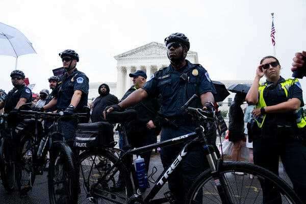 Police Officers Can’t Be Sued for Miranda Violations, Supreme Court Rules | INFBusiness.com