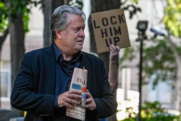 Prosecutors Rest in Contempt Case Against Steve Bannon | INFBusiness.com