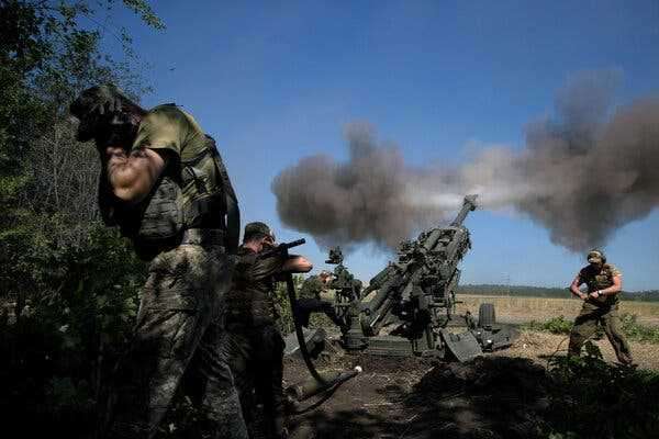 Ukraine’s Demands for More Weapons Clash With U.S. Concerns | INFBusiness.com