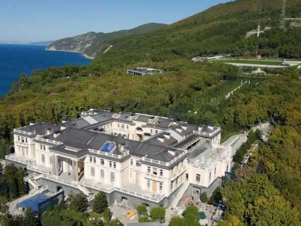 Italian police seize assets from architect linked to ‘Putin’s Black Sea palace’ | INFBusiness.com