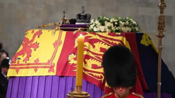 UK comes to standstill as millions celebrate life of Queen Elizabeth II | INFBusiness.com