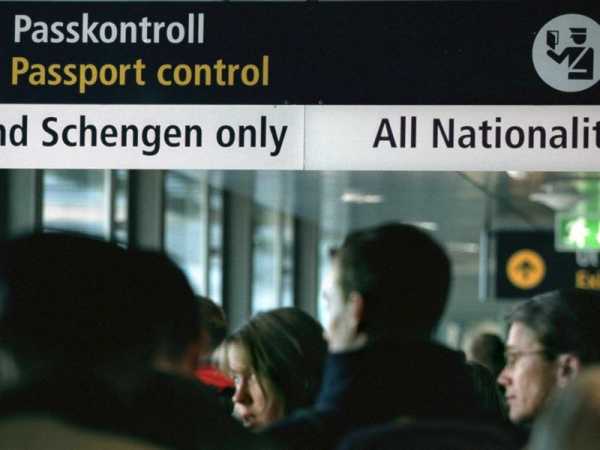 Dutch parliament votes against Bulgaria and Romania joining Schengen | INFBusiness.com