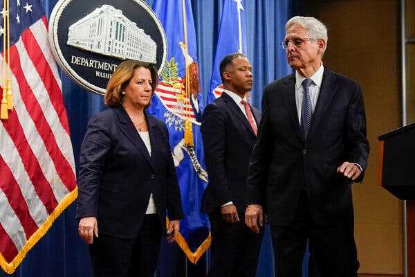 What Is a Special Counsel and What Does One Do? | INFBusiness.com