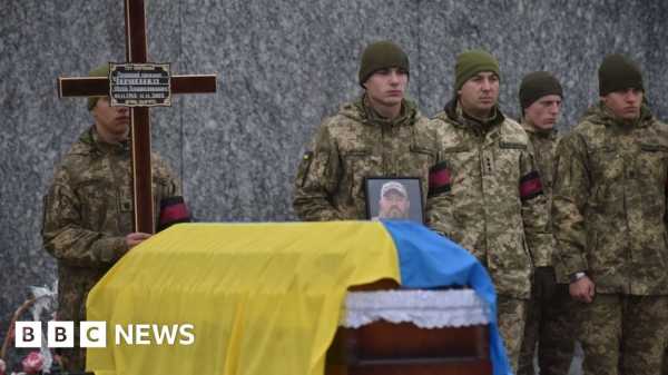 Ukraine war: Zelensky aide reveals up to 13,000 war dead | INFBusiness.com