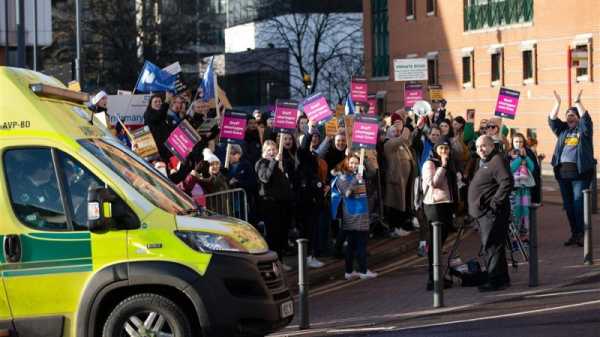 Patient safety at risk, UK ministers warned as healthcare staff strike | INFBusiness.com