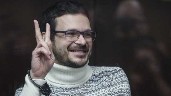 Kremlin critic Yashin jailed for 8 years for 'fake news' on Russia war | INFBusiness.com