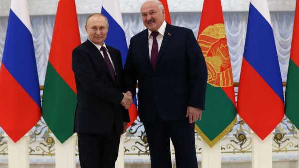 Ukraine to boost Belarus border defences as Putin meets Lukashenko | INFBusiness.com