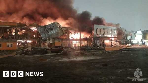 Huge fire engulfs Russian shopping mall Mega Khimki near Moscow | INFBusiness.com