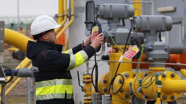 EU nations agree gas price cap to shield consumers | INFBusiness.com