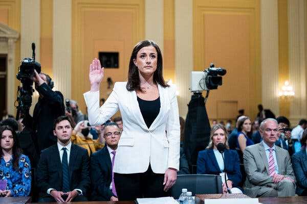 Cassidy Hutchinson Told Jan. 6 Panel That Lawyer Tried to Influence Her Testimony | INFBusiness.com