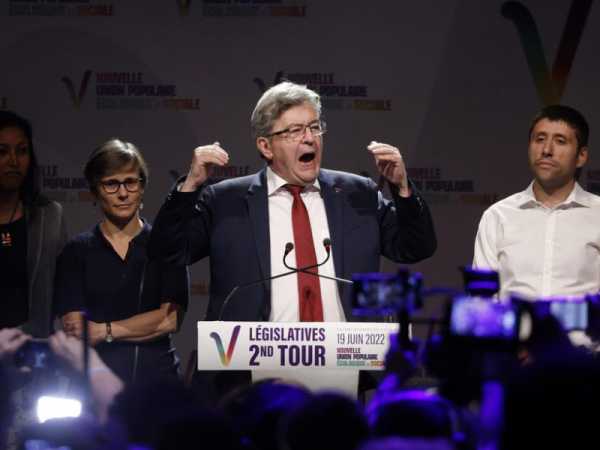Radical left overshadows French Socialist party leadership race | INFBusiness.com