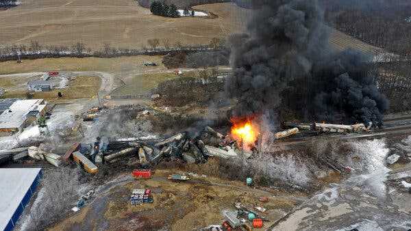 NTSB Report on Ohio Train Derailment Says Crew Tried to Slow Down | INFBusiness.com