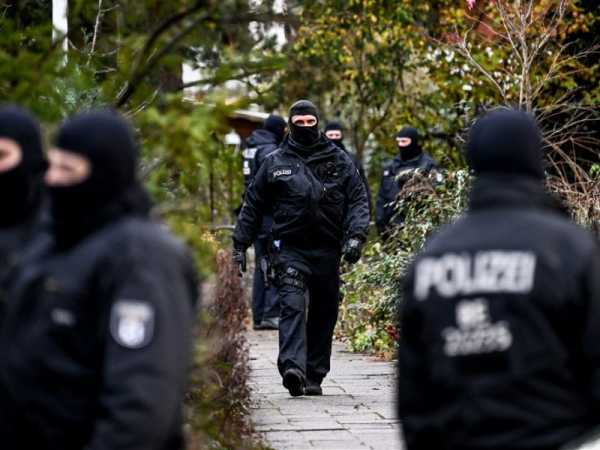 Police officer shot during raids in German Reichsbuerger probe | INFBusiness.com