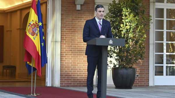 Spanish prime minister reshuffles cabinet before elections | INFBusiness.com