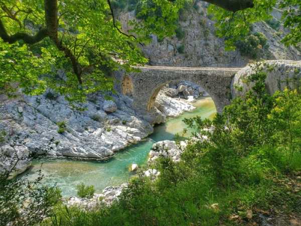 Albanians continue fight against hydropower plants | INFBusiness.com