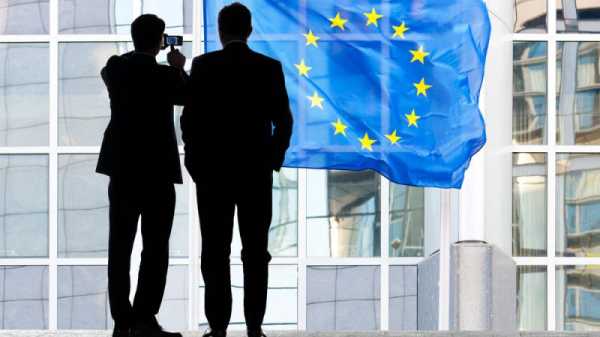 Lawmakers deadlocked over role of non-EU political parties | INFBusiness.com