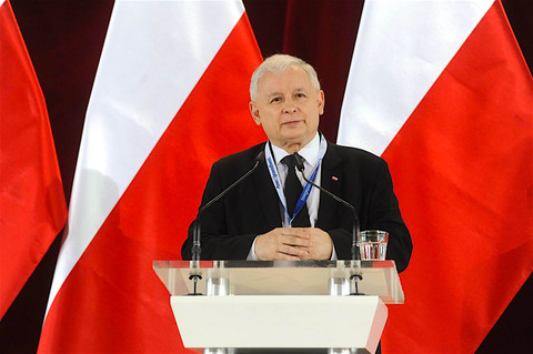Poland and Hungary's ugly divorce over Ukraine | INFBusiness.com
