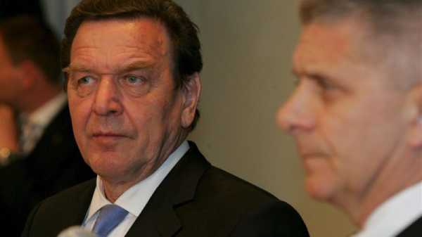 Schröder declared persona non grata at own party congress | INFBusiness.com