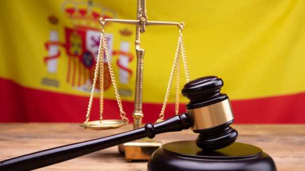 Spanish judges, prosecutors threaten government with indefinite strike | INFBusiness.com