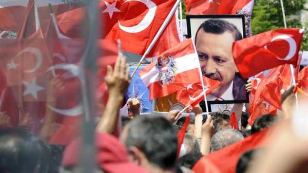 Rallies celebrating Erdogan spark outrage in Vienna | INFBusiness.com