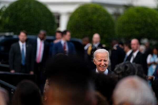 In Legal Peril, Trump Tries to Shift the Spotlight to Biden | INFBusiness.com