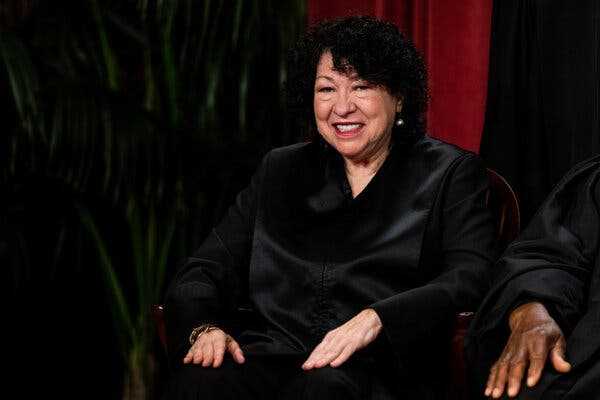 Sotomayor and Jackson Write Dissents for Affirmative Action Case | INFBusiness.com