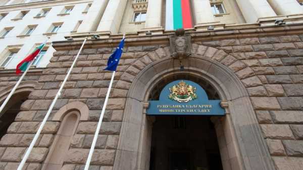 Bulgarian government wants von der Leyen to resolve internal political disputes | INFBusiness.com