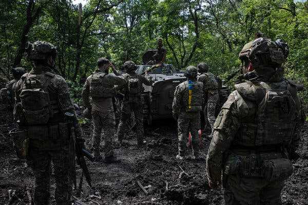 Ukraine’s Western-Trained Brigades Begin to Enter the Fight | INFBusiness.com