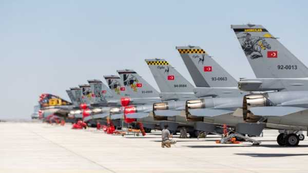 Athens on alert as Turkey brings F-16 jets into Sweden’s NATO talks | INFBusiness.com