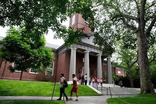 Education Dept. Opens Inquiry Into Harvard Legacy Admissions | INFBusiness.com