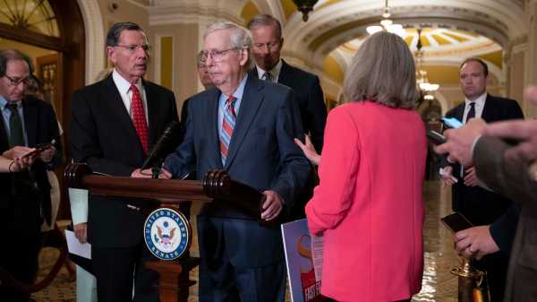 Mitch McConnell Freezes Midsentence During News Conference at the Capitol | INFBusiness.com