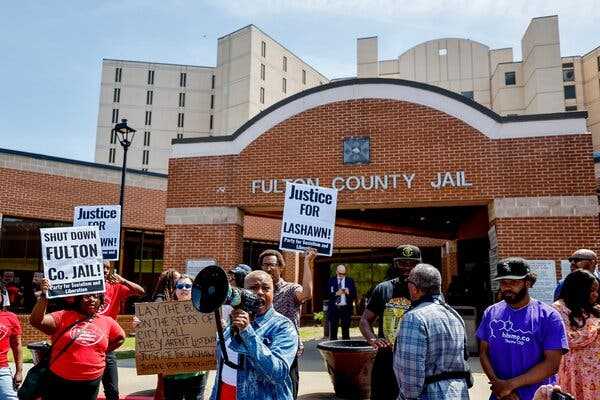 Justice Dept. to Investigate Fulton County Jail in Georgia | INFBusiness.com