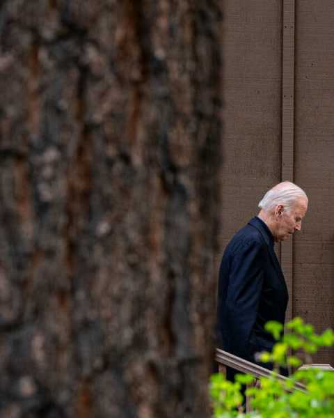 Biden Visiting Hawaii to Inspect Wildfire Damage | INFBusiness.com