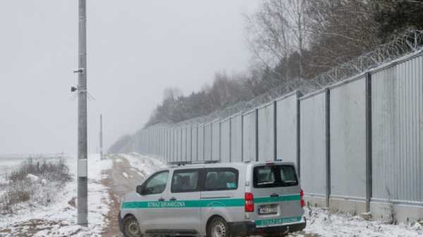 Poland to send additional 2,000 troops to Belarus border | INFBusiness.com