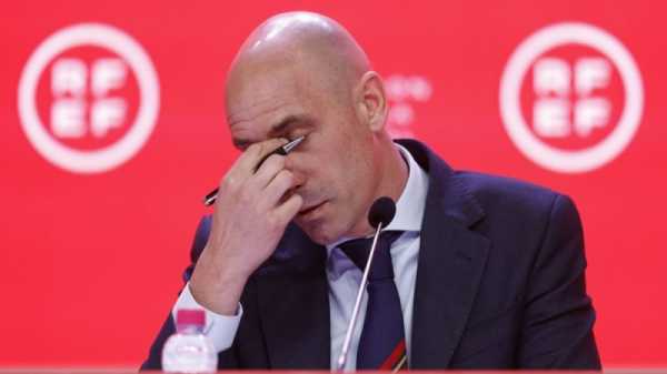 Spain’s football chief resigns after sexual harassment controversy | INFBusiness.com