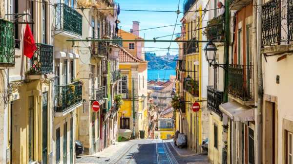 Housing crisis grips Portuguese public debate, sparks political tensions | INFBusiness.com