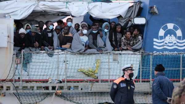 Germany halts relocation of migrants arriving in Italy | INFBusiness.com