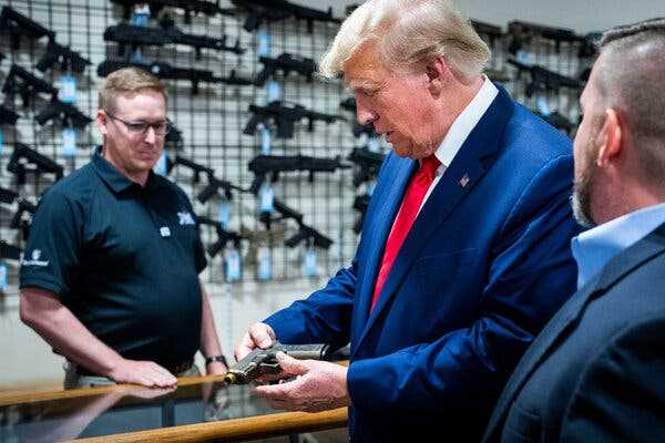 Trump Tells Gun Store He’d Like to Buy a Glock, Raising Legal Questions | INFBusiness.com