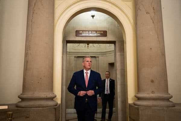 As McCarthy Seeks to Shift Shutdown Blame, Border Takes Center Stage | INFBusiness.com