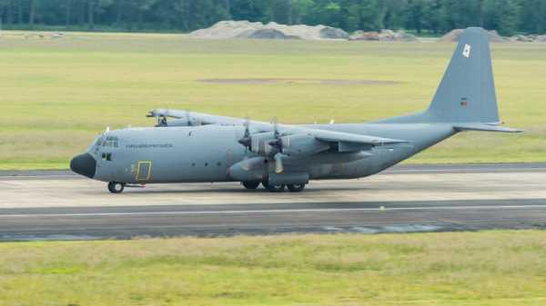 Air Force C-130 to pick up Portuguese nationals in Israel | INFBusiness.com