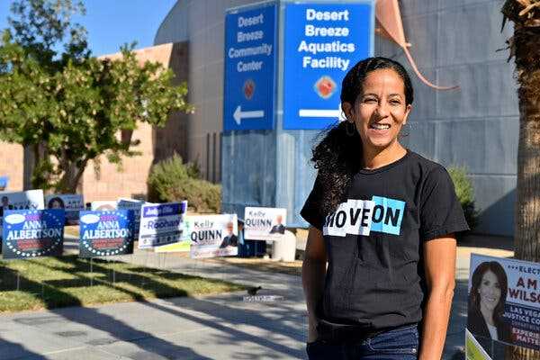MoveOn Carries Out Layoffs as Liberal Groups Struggle to Raise Money | INFBusiness.com