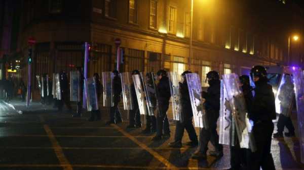 Riots erupt in Dublin after children stabbing blamed on migrants | INFBusiness.com