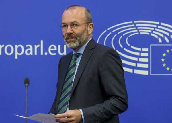 EU Parliament’s slim majority triggers convention on treaties reform | INFBusiness.com