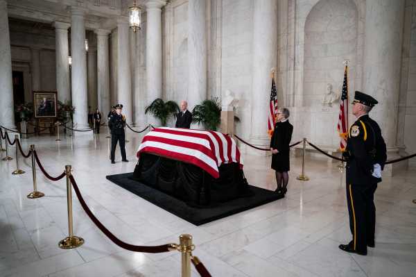 Justice O’Connor, the First Woman on the Supreme Court, Lies in Repose | INFBusiness.com