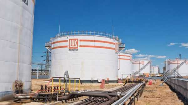 Lukoil considers sale of Bulgarian refinery | INFBusiness.com